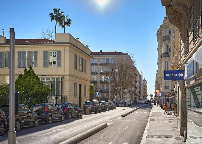 Sunlight Properties - Daffia - Beautifully Renovated Studio, City Pad In Central Nice
