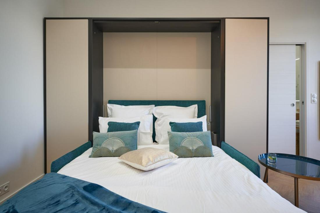 Sunlight - Daffia - Beautifully Renovated Studio, Pad In Nizza